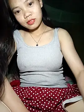 derylove  online show from March 27, 2026, 3:23 pm