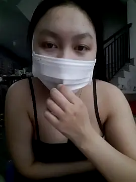 Snapshot of Heo_xxinhxx chatting on March 12, 2026, 4:57 pm Heo xxinhxx online show from March 12, 2026, 4:57 pm