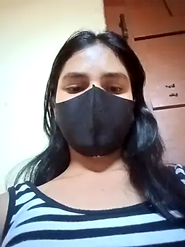 Snapshot of Mahira-- chatting on May 16, 2026, 6:32 am Mahira-- online show from May 16, 2026, 6:32 am