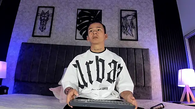 bliinkii and luka  online show from February 5, 2026, 3:16 pm