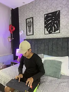 bliinkii and luka  online show from March 27, 2026, 1:22 pm