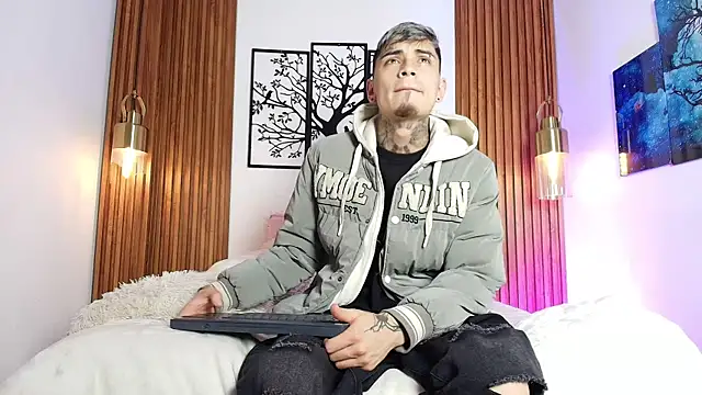 Max Hader online show from March 4, 2026, 6:08 am