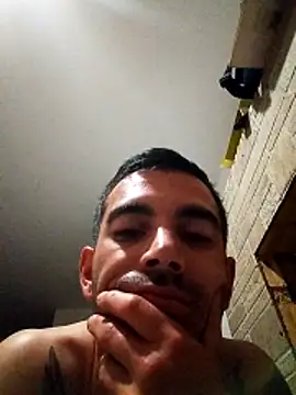 Snapshot of Mlo69 chatting on March 21, 2026, 8:19 am Mlo69 online show from March 21, 2026, 8:19 am