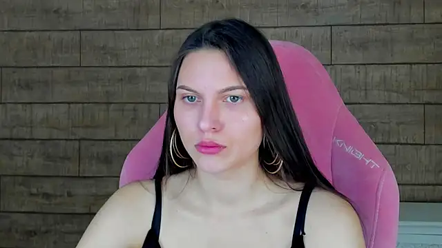 Snapshot of AliceVersal chatting on February 27, 2026, 5:40 am AliceVersal online show from February 27, 2026, 5:40 am