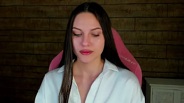 AliceVersal online show from April 16, 2026, 4:24 am