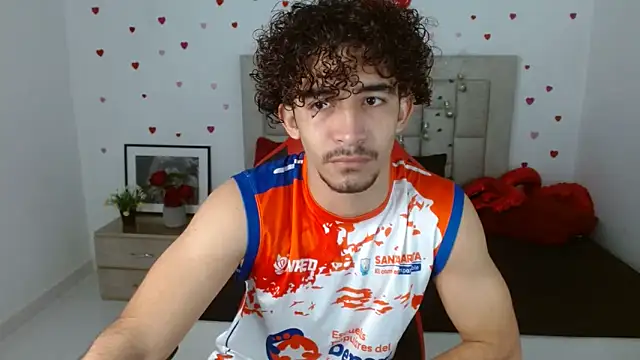 Caius fox online show from March 15, 2026, 11:38 am