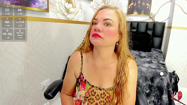 alicee  mature online show from February 23, 2026, 3:48 am