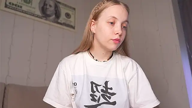 Appr0ved  online show from March 15, 2026, 4:46 pm