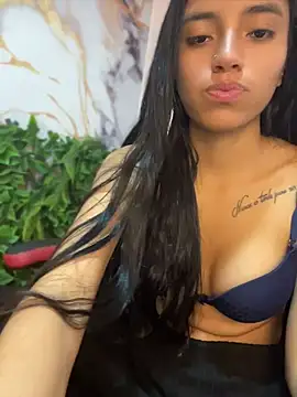 Snapshot of CELESTE_-EC chatting on April 21, 2026, 5:28 pm CELESTE -EC online show from April 21, 2026, 5:28 pm
