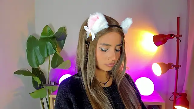 Lia flor online show from February 12, 2026, 3:56 am