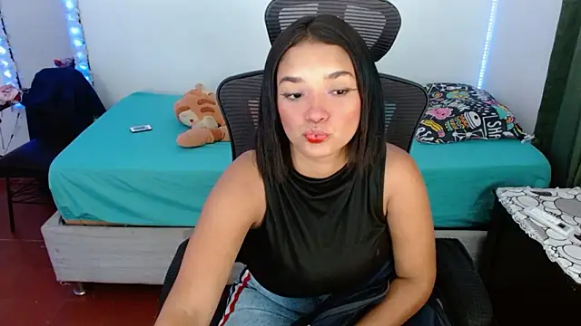 Lolitaa  VIP online show from March 3, 2026, 8:04 pm