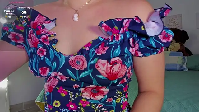 Alessandra 01 online show from February 6, 2026, 11:13 am