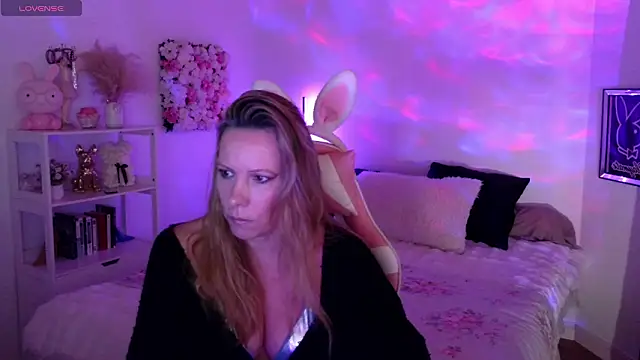 Snapshot of ArchangelTheFrancaise chatting on February 12, 2026, 1:17 pm ArchangelTheFrancaise online show from February 12, 2026, 1:17 pm