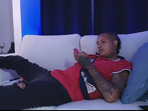 blackout9703 online show from February 12, 2026, 2:12 pm