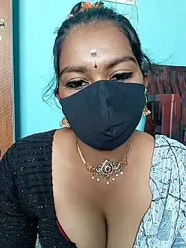 Snapshot of Kavya_KannadaTamil chatting on February 9, 2026, 5:22 am Kavya KannadaTamil online show from February 9, 2026, 5:22 am