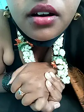 Snapshot of Kavya_KannadaTamil chatting on February 18, 2026, 6:31 am Kavya KannadaTamil online show from February 18, 2026, 6:31 am