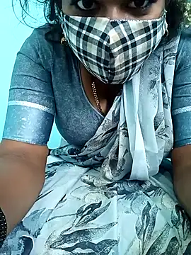 Snapshot of Kavya_KannadaTamil chatting on February 20, 2026, 6:26 am Kavya KannadaTamil online show from February 20, 2026, 6:26 am