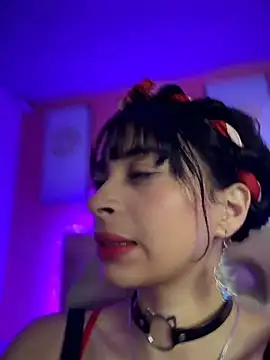 Snapshot of Sasha-18 chatting on February 23, 2026, 2:03 pm Sasha-18 online show from February 23, 2026, 2:03 pm