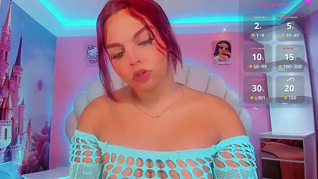 Snapshot of Maia_Hotts chatting on February 18, 2026, 12:01 pm Maia Hotts online show from February 18, 2026, 12:01 pm