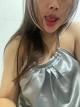 Emxinhka1 online show from March 22, 2026, 11:41 pm