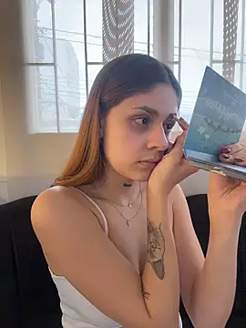 Snapshot of AriaWillssX chatting on February 26, 2026, 9:25 pm AriaWillssX online show from February 26, 2026, 9:25 pm