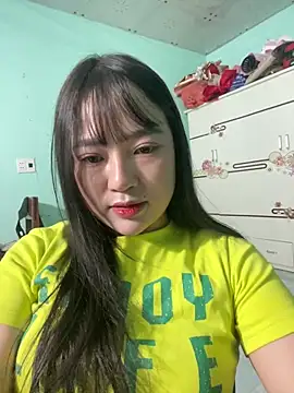 hotgirl-sexy online show from February 4, 2026, 3:56 am