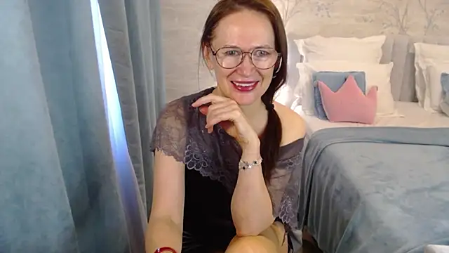 Snapshot of MarinaOnebest chatting on February 5, 2026, 7:24 am MarinaOnebest online show from February 5, 2026, 7:24 am