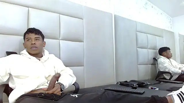 Snapshot of TonnyMarck chatting on February 22, 2026, 9:30 am TonnyMarck online show from February 22, 2026, 9:30 am