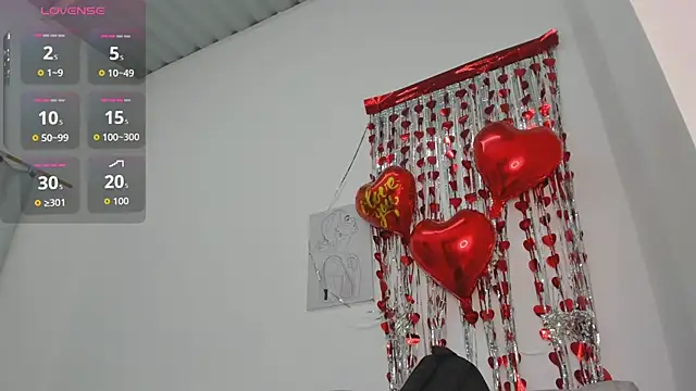 Snapshot of velvetluna_ chatting on February 25, 2026, 11:09 am velvetluna online show from February 25, 2026, 11:09 am