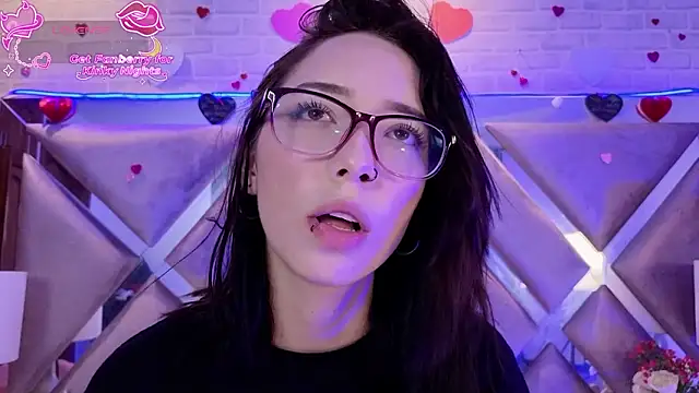 Snapshot of HarperrWest chatting on February 28, 2026, 8:43 pm HarperrWest online show from February 28, 2026, 8:43 pm