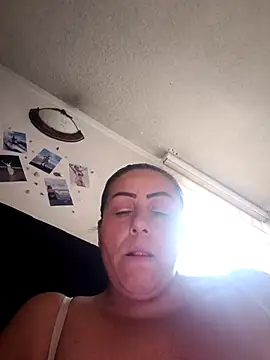 Snapshot of maynor_1998 chatting on March 26, 2026, 10:48 pm maynor 1998 online show from March 26, 2026, 10:48 pm