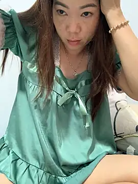 Baby-lovely69 online show from April 23, 2026, 10:12 pm