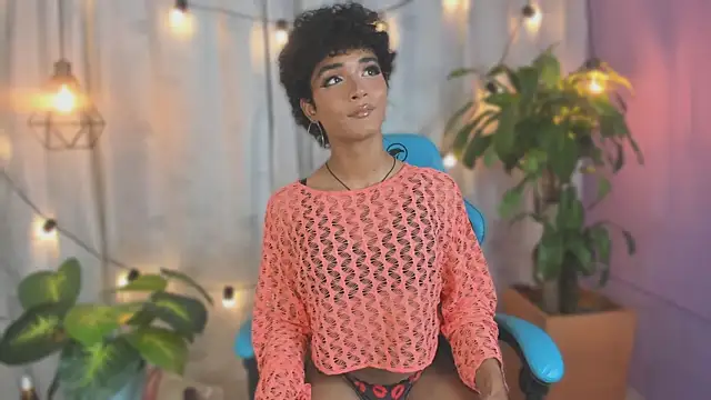 Snapshot of Kaliope_baby chatting on April 24, 2026, 5:43 am Kaliope baby online show from April 24, 2026, 5:43 am