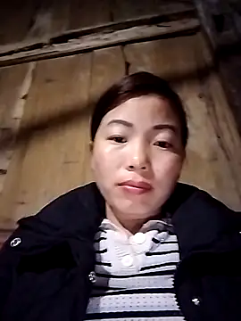 Snapshot of Ella-aa chatting on February 8, 2026, 11:02 am Ella-aa online show from February 8, 2026, 11:02 am