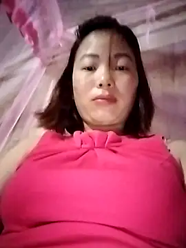 Snapshot of Ella-aa chatting on February 28, 2026, 10:11 pm Ella-aa online show from February 28, 2026, 10:11 pm