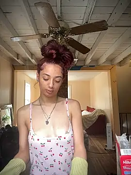 heluvsbabii online show from April 3, 2026, 6:28 pm