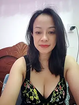 Snapshot of Baby-bigboobs2026 chatting on April 19, 2026, 8:55 pm Baby-bigboobs2026 online show from April 19, 2026, 8:55 pm