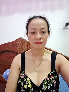 Snapshot of Baby-bigboobs2026 chatting on April 22, 2026, 10:33 pm Baby-bigboobs2026 online show from April 22, 2026, 10:33 pm