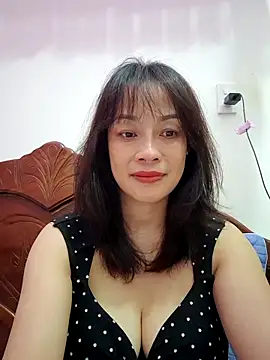 Snapshot of Baby-bigboobs2026 chatting on May 21, 2026, 1:40 pm Baby-bigboobs2026 online show from May 21, 2026, 1:40 pm