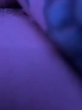 Snapshot of mileslongdeep chatting on February 19, 2026, 12:01 pm mileslongdeep online show from February 19, 2026, 12:01 pm