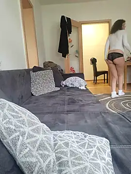 Snapshot of Isa363636 chatting on February 9, 2026, 10:30 am Isa363636 online show from February 9, 2026, 10:30 am