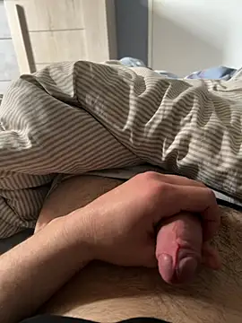 magicdickx21 online show from March 9, 2026, 11:36 am