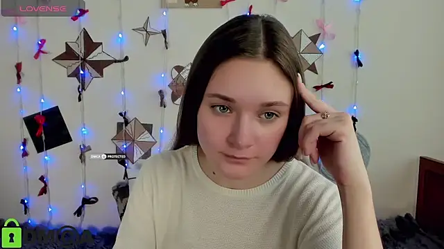 Snapshot of Elina_X chatting on June 9, 2026, 1:23 pm Elina X online show from June 9, 2026, 1:23 pm