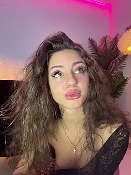 Snapshot of AnnastasiaJune chatting on February 11, 2026, 5:01 am AnnastasiaJune online show from February 11, 2026, 5:01 am