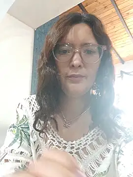 Snapshot of Harley-77 chatting on February 19, 2026, 2:13 pm Harley-77 online show from February 19, 2026, 2:13 pm