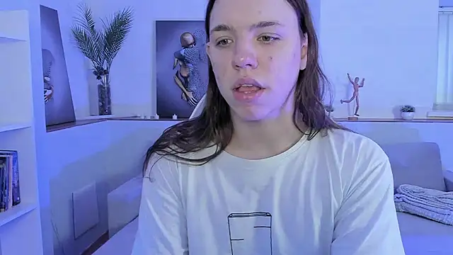 Snapshot of Madison_dolly chatting on March 1, 2026, 2:02 am Madison dolly online show from March 1, 2026, 2:02 am