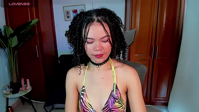 Snapshot of Monic_Bellucci chatting on February 27, 2026, 3:12 pm Monic Bellucci online show from February 27, 2026, 3:12 pm