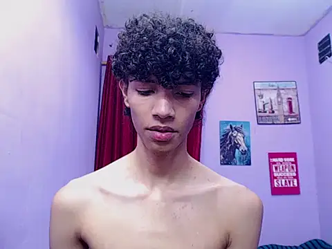 bigcock twinks online show from March 24, 2026, 11:10 pm