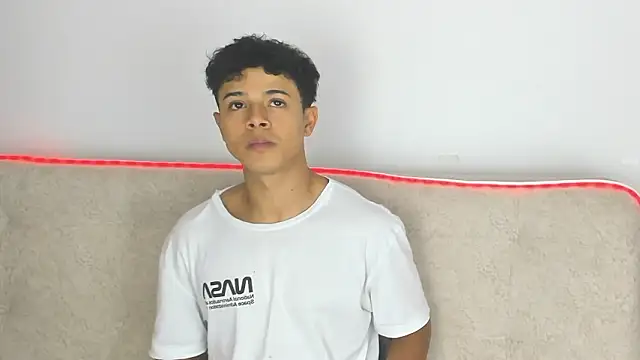 Snapshot of _Alex_Colton chatting on March 13, 2026, 10:05 pm Alex Colton online show from March 13, 2026, 10:05 pm