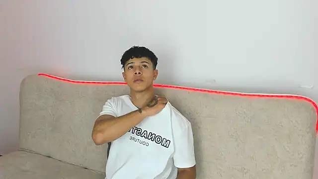 Snapshot of _Alex_Colton chatting on April 10, 2026, 10:03 pm Alex Colton online show from April 10, 2026, 10:03 pm